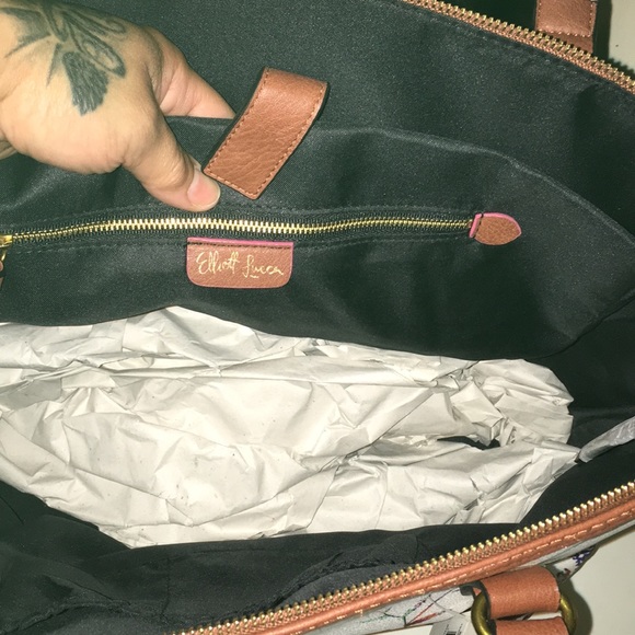 Elliot Luca Leather Handbag - Picture 3 of 5